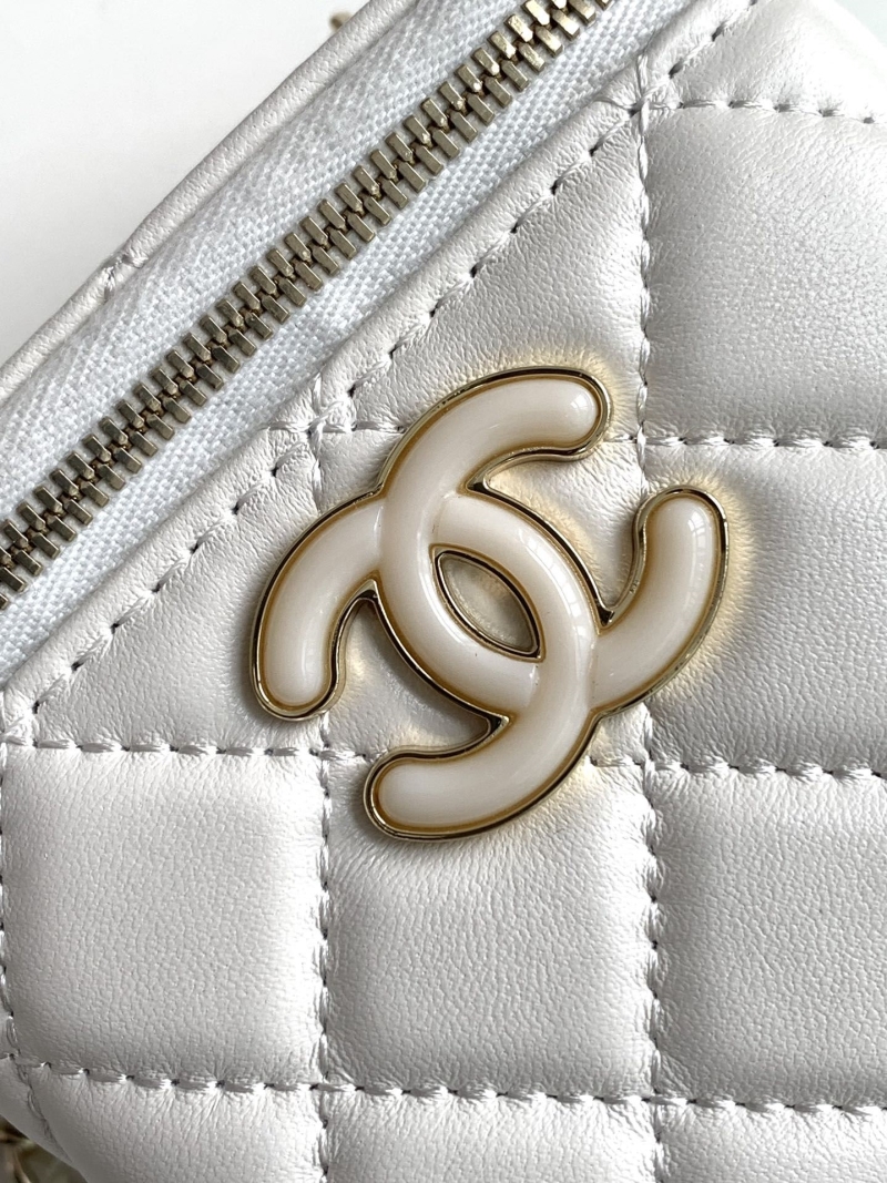 Ch**el cosmetic bags